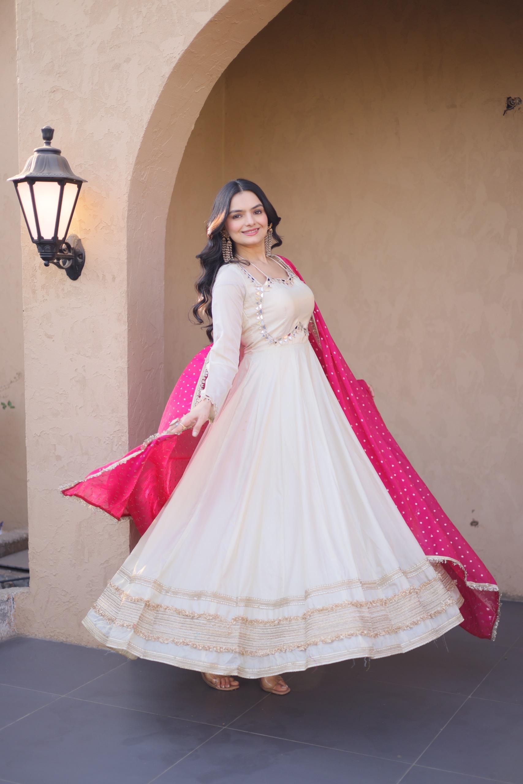 Riwaayat Mirror Anarkali Set – Pink Dupatta