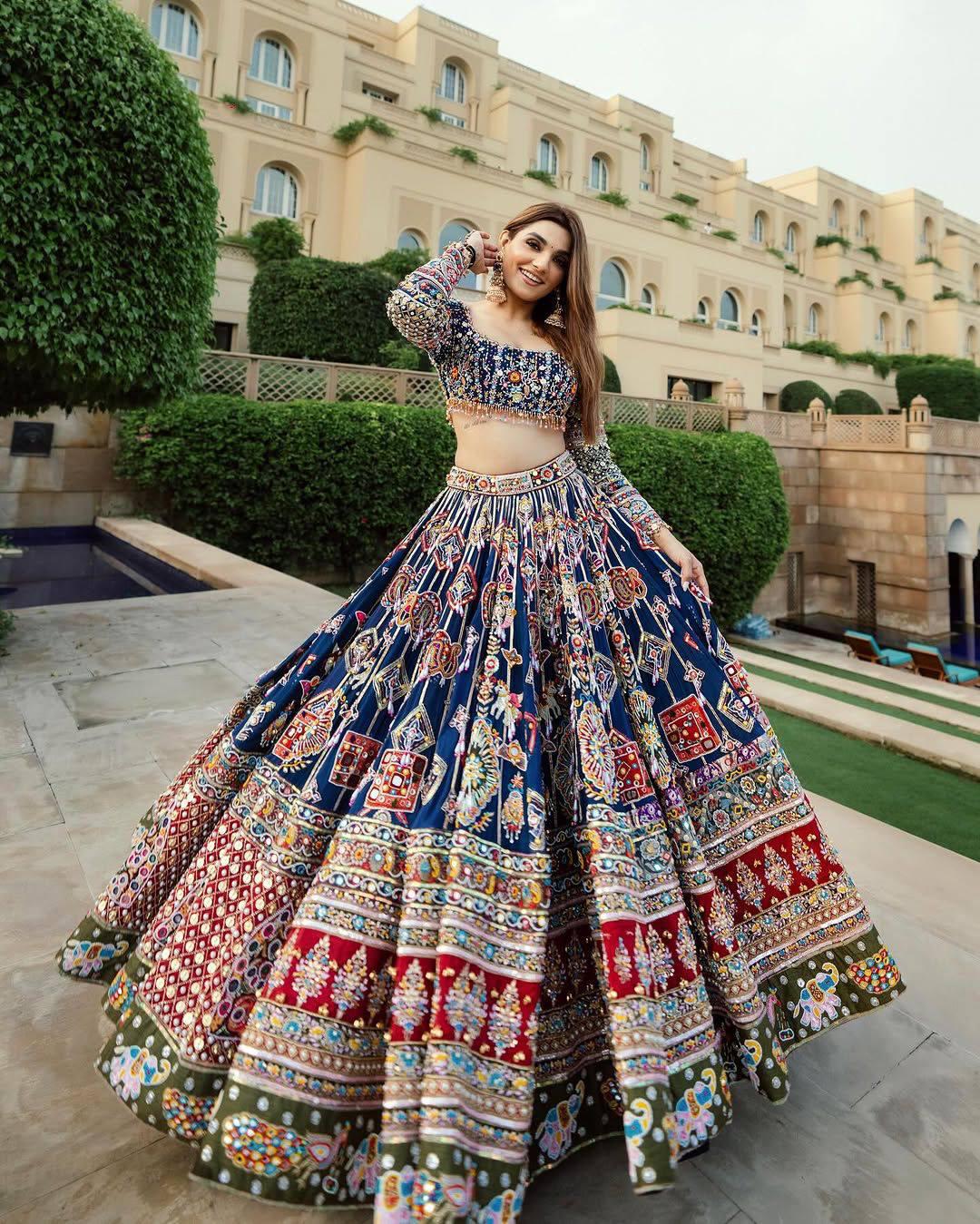 Navratri Mirror Work Muslin Chaniya Choli Set
